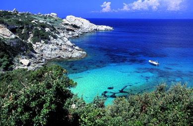 Privato affitta in Sardegna appartamenti per vacanze vicino al mare