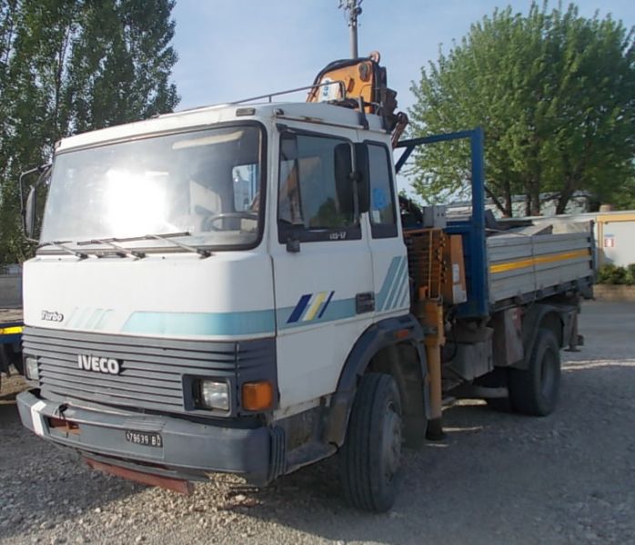 Autocarro con gru Effer , cestello e ribaltabile