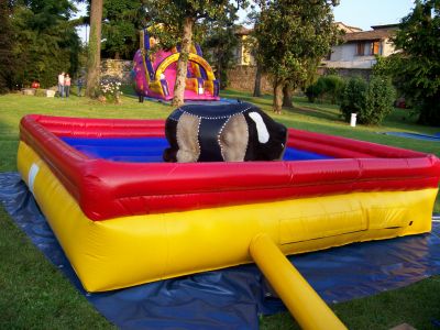 Noleggio gonfiabili e attrezzature per eventi