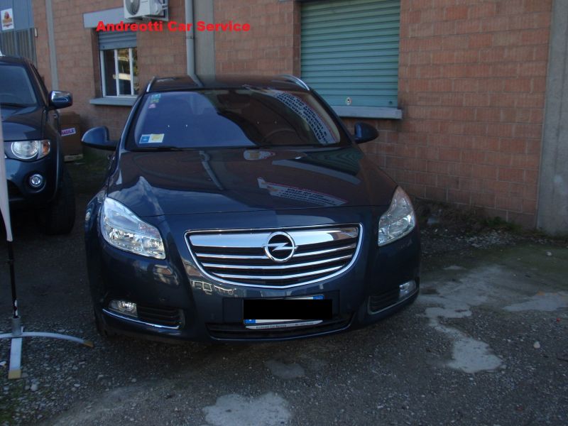 OPEL Insignia Sport tourer 160 Cv Cosmo del 2010