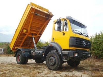 MERCEDES-BENZ  1824-AK  ( 4X4 )  