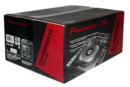 2x Pioneer CDJ-2000 Nexus +  1x DJM-900 Nexus mixer ===  1700EUR ,