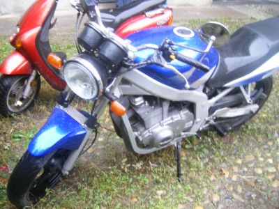 vendo moto SUZUKI GS 500 03