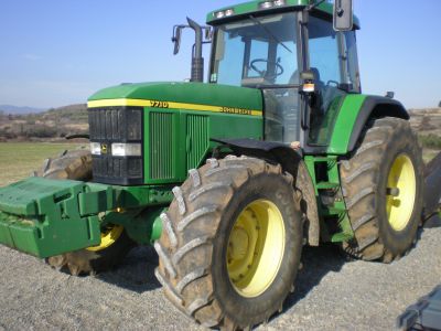 cedo il mio trattore john deere 7710   