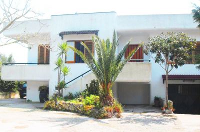 Villa a pochi km dal mare. per 6 persone. A Casarano, nel cuore del Salento. Con aria Condizionata