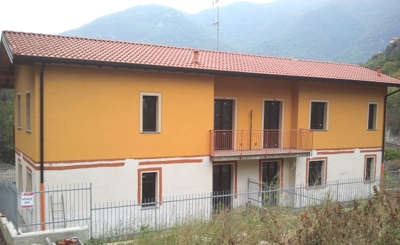 CASTELMARTE : AMPIO BILOCALE CON GIARDINO