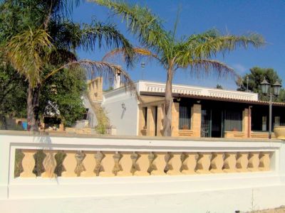 GALLIPOLI:  PER VACANZE FITTASI VILLA ERMELINDA 