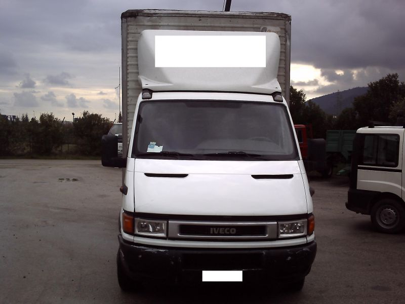 Iveco daily 35c13 furgone e pedana