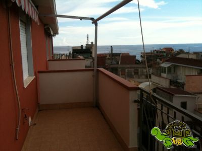 Luminoso ultimo piano a pochi passi dal mare