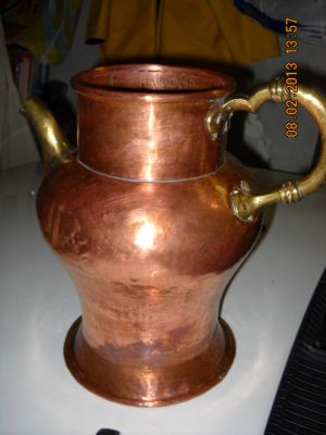 Brocca in rame e ottone