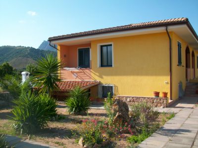 Casa Arredata  con cortile e posto auto a Viddalba (SS)