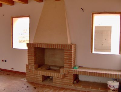 Porzione di Rustico con affitto a riscatto con scoperto escl. di 1800mq