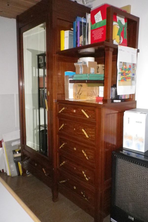 Parure di mobili ' 900