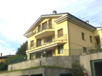 MERONE : Trilocale In recente contesto panoramico