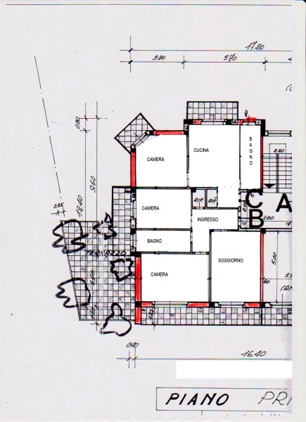 Quattro appartamenti ed una mansarda vendesi