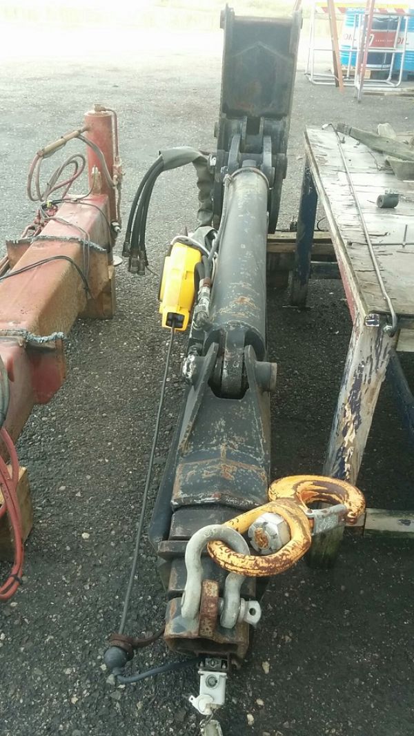 Gru idraulica per autocarro BONFIGLIOLI mod. P30500 XL/4SI  