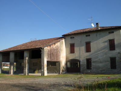 RUSTICO INDIPENDENTE CON BARCHESSA E GIARDINO A FONTANELLATO