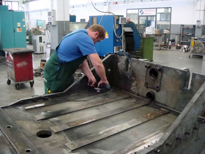 Responsabile reparto carpenteria di precisione � RCP2