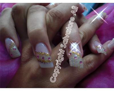 CORSO RICOSTRUZIONE UNGHIE