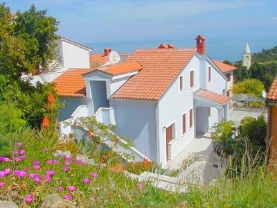 Isola di Lussino - nuovi appartamenti - splendido mare 200m