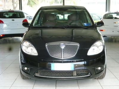 Lancia Ypsilon 1.3 multijet 16v 75cv Platino