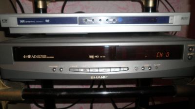 Giradischi, Lettore Casette VHS, HI - FI