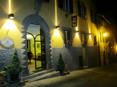 Sposarsi all'Antica Dimora Patrizia a Montecarlo: coccole e charme