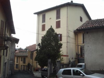 ALSERIO : APPARTAMENTO DI 140 MQ CON OTTIMA VISTA LAGO