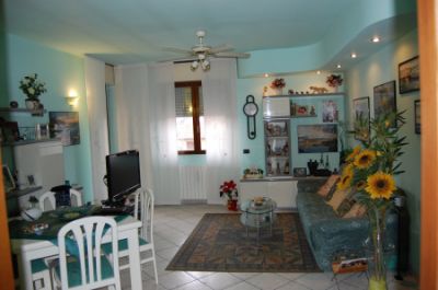 AMPIO 4 LOCALI CON BOX DOPPIO