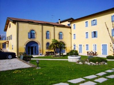 bilocale in corte rurale finemente ristrutturata