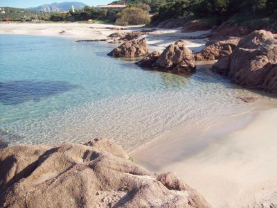 Sardegna, Isola Rossa, privato affitta.