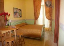 FITTASI DAL 1� GIUGNO CAMERA SINGOLA CON BAGNO PRIVATO INTERNO ALLA CAMERA