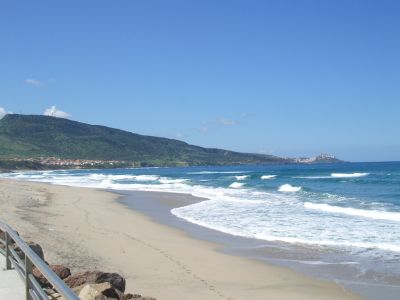  trilocale con veranda a pochi mt dal mare