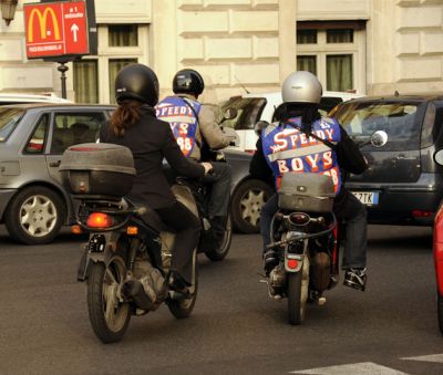 TROVA LAVORO ROMA SPEEDY BOYS CONSEGNE 0639888 LAVORO SUBITO