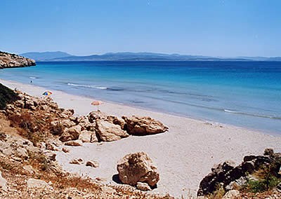 Casa climatizzata, posto auto, veranda interna, a 5 minuti dal mare