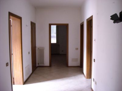 APPARTAMENTO TRILOCALE CON GARAGE A FIDENZA