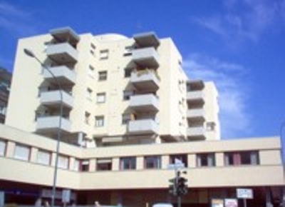 ampio bilocale a Erba centro