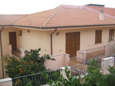 TRILOCALE PER 6 PERSONE AL MARE