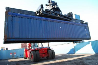 CONTAINER E MEZZI DI SOLLEVAMENTO 