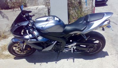 Yamaha yzf r1