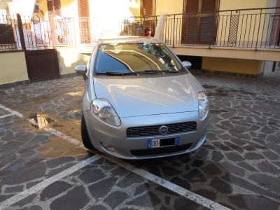 Grande Punto 90cv compreso passaggio di propriet�