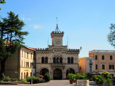 Fiuggi Citt�: caratteristico quadrilocale arredato