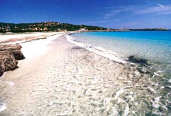 Budoni, TRILOCALE IN VILLINO NUOVO per le vacanze