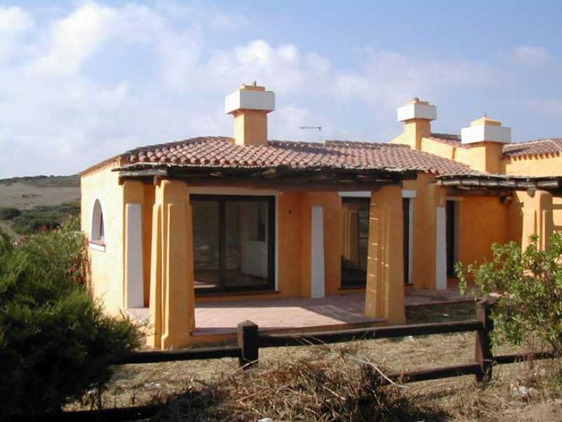 Stintino: villa con piscina sul mare