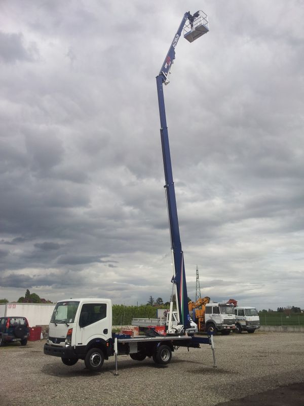 Piattaforma aerea Dt21 usata