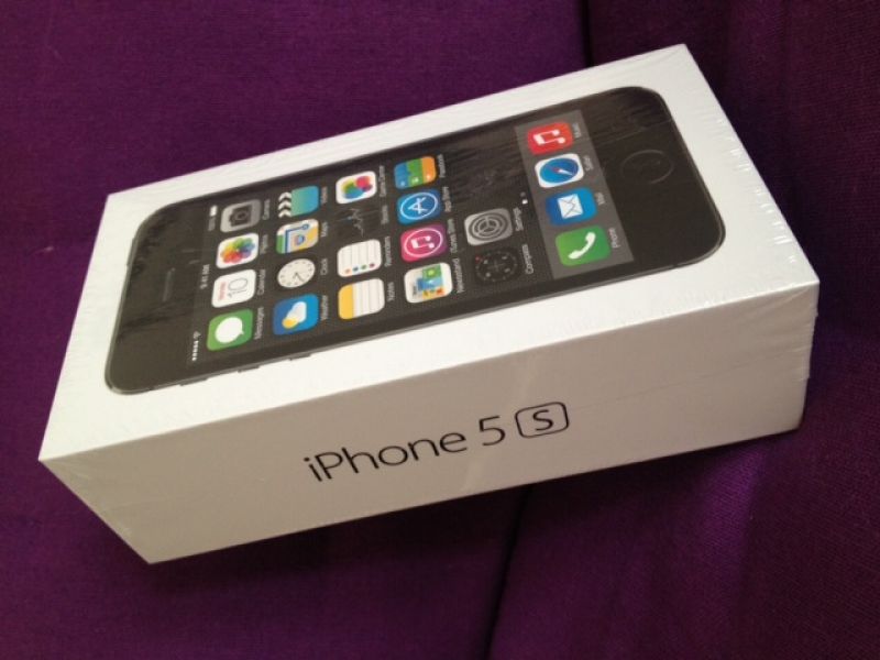 Iphone 5 s 32 gb colore space gray nuovo ancora sigillato 