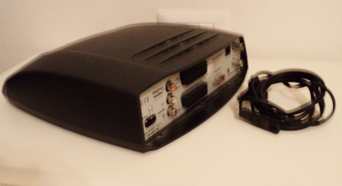 Decoder digitale terrestre interattivo Nokia con telecomando !!!