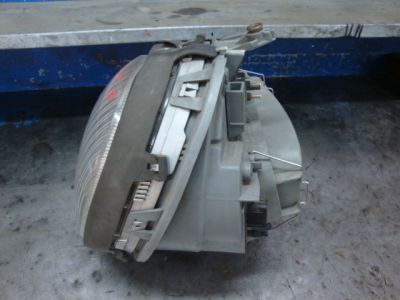 Faro anteriore sx Mercedes 