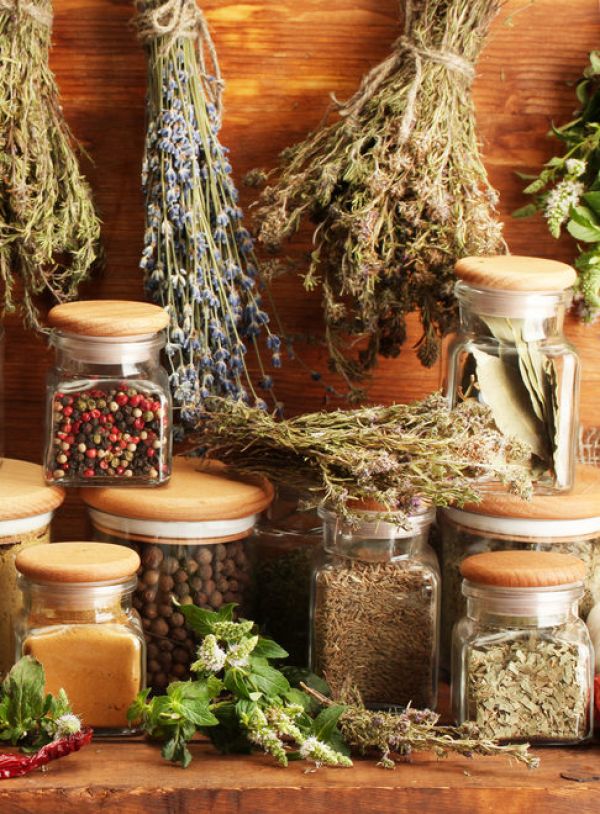 Preparazioni Naturali a Base di Erbe