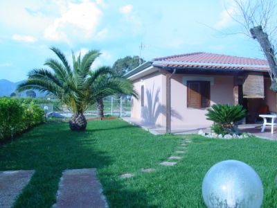 Villa Mandorlo a Fondi Lido vicino al mare max 6 posti letto